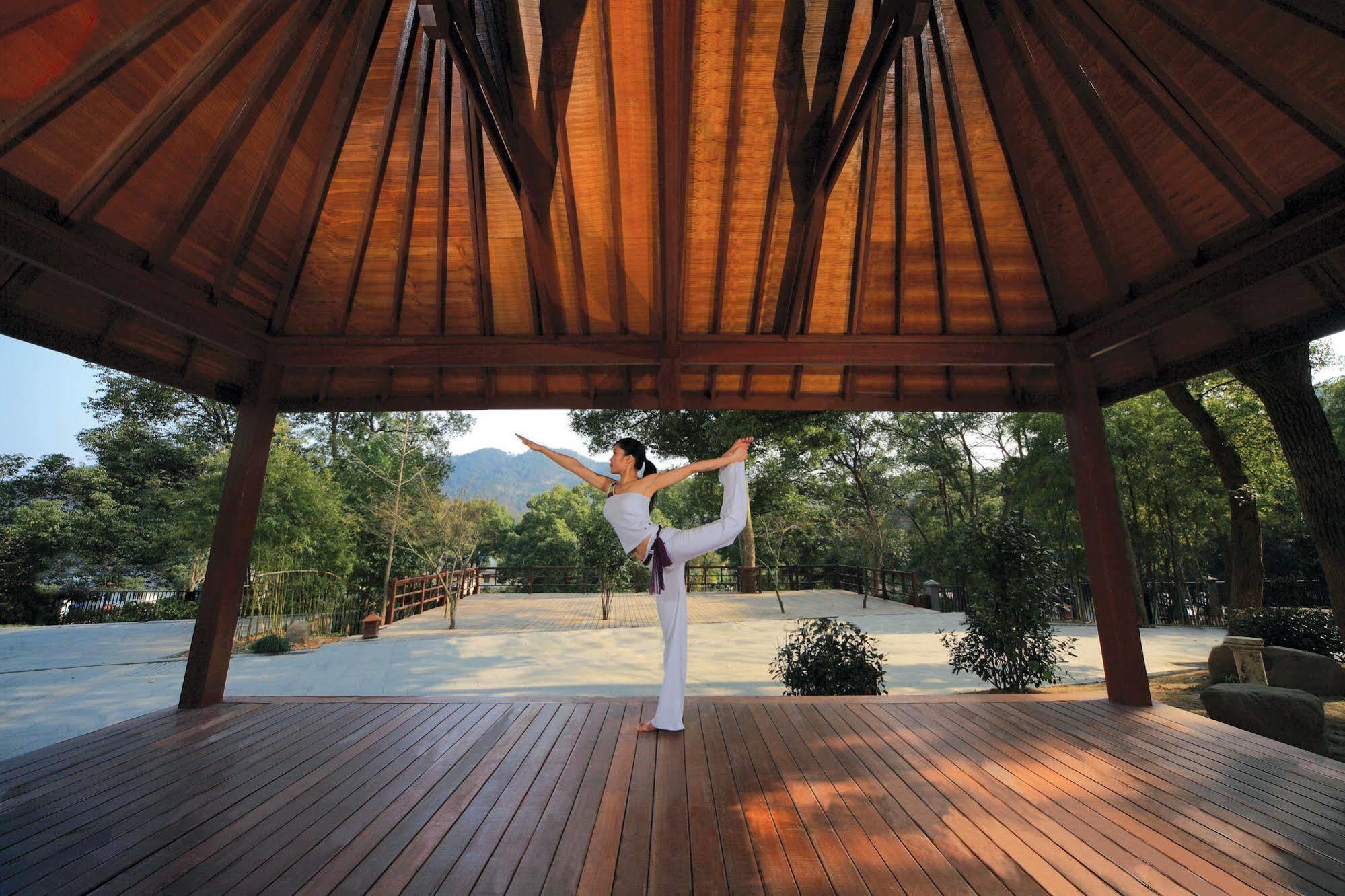 Landison Longjing Resort Hangzhou Bagian luar foto